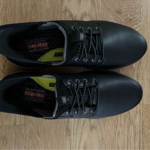 Men’s Sketchers Leather Shoes Size 12